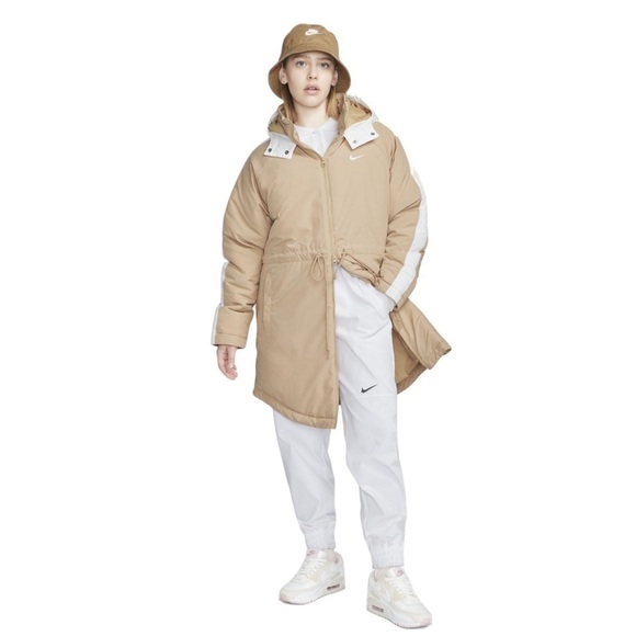 Nike Sportswear Essentials Trench Hooded Puffer Jacket